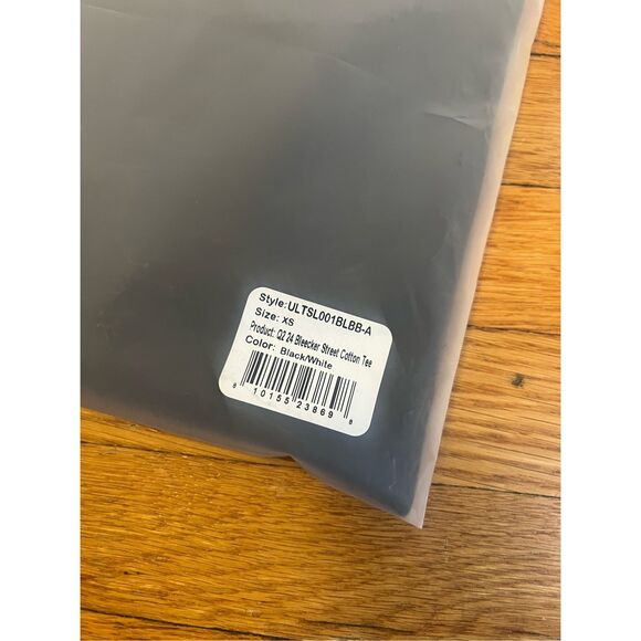 Bandit Running - NY Limited Edition T-Shirt - Picture 13 of 13